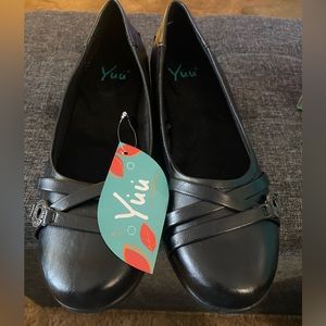 WIDE: Classic Black Ballet Flats